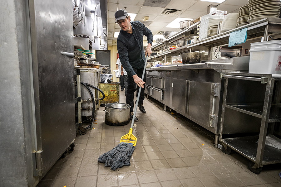 Keeping Fast Food Restaurants Clean